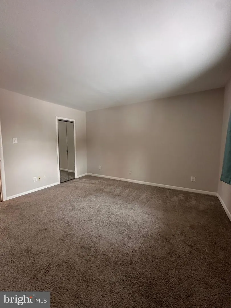 11625 VANTAGE HILL ROAD #22B Reston, VA 20190