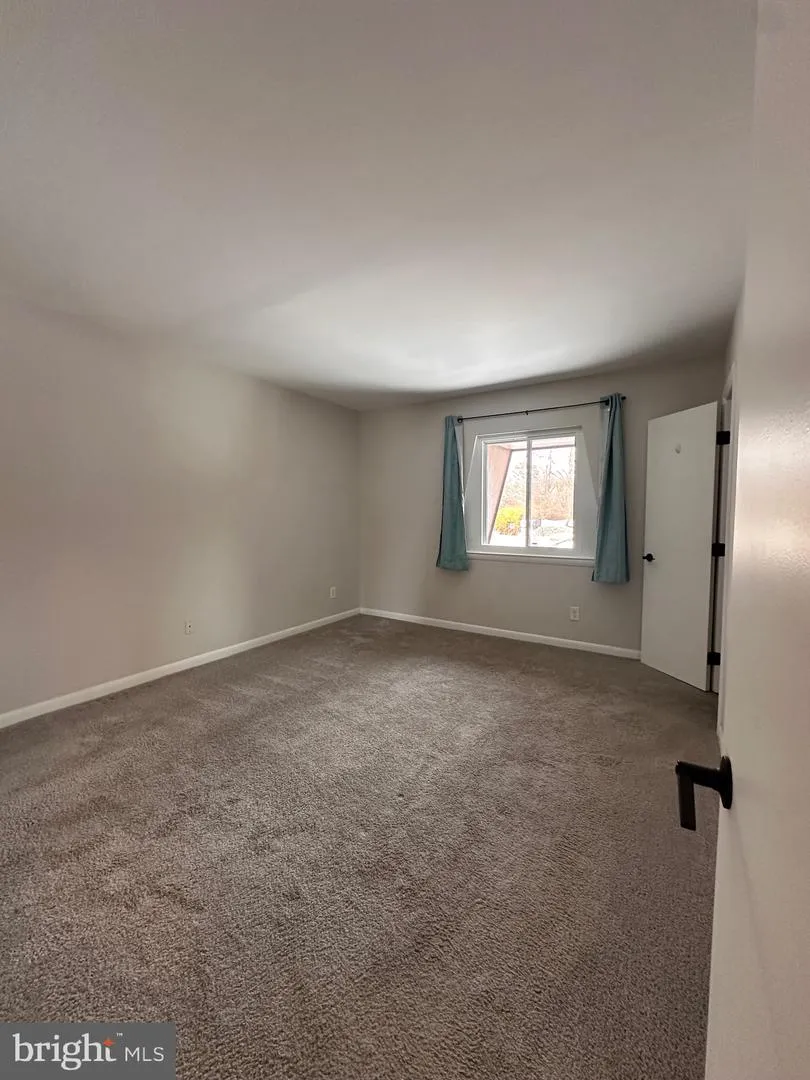 11625 VANTAGE HILL ROAD #22B Reston, VA 20190