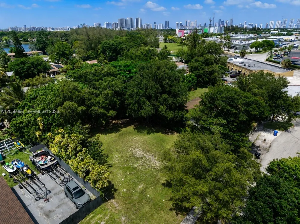 1845 NE 153rd St North Miami Beach, FL 33162