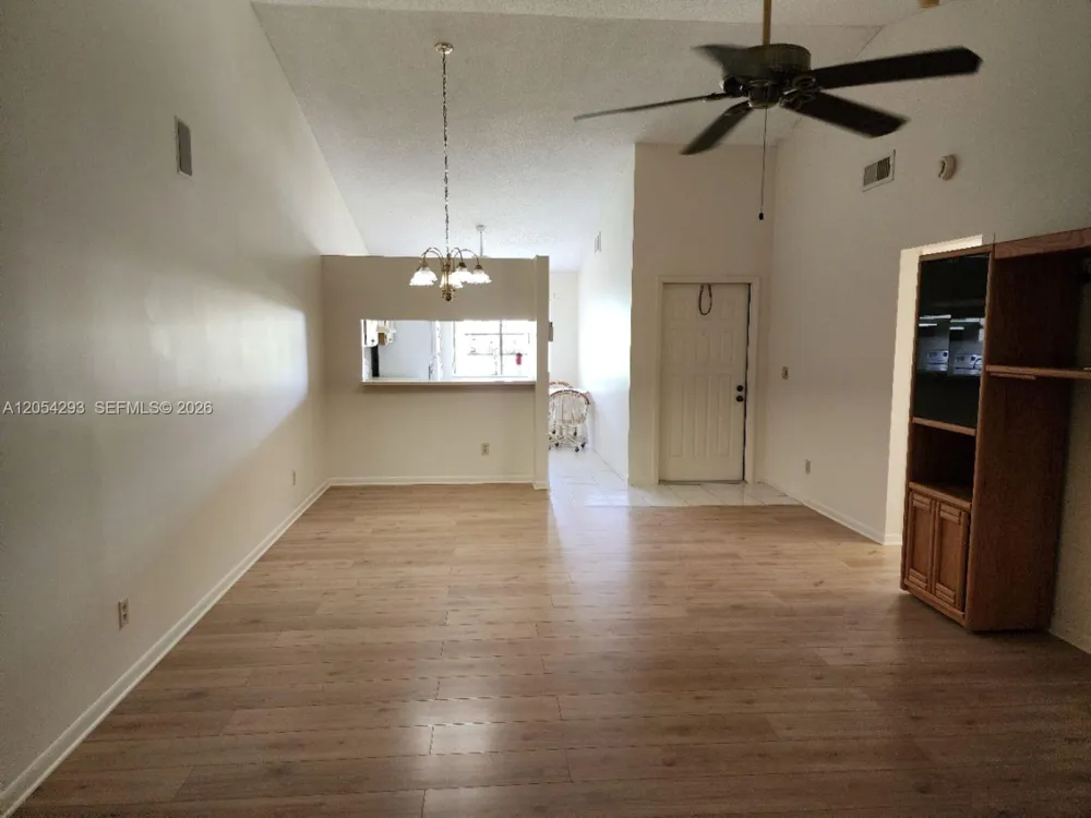 171 Moccasin Trl N Jupiter, FL 33458