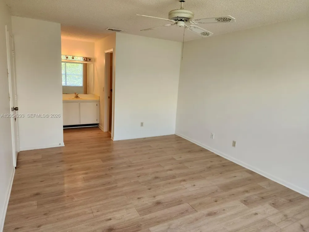 171 Moccasin Trl N Jupiter, FL 33458