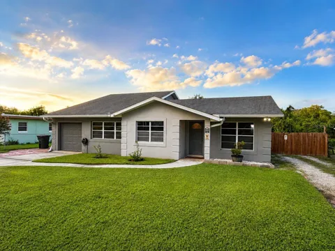 1150 MAGNOLIA DRIVE