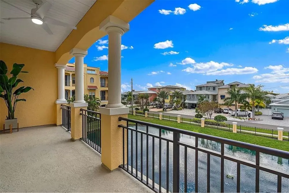 6418 MARGARITA SHORES LANE Apollo Beach, FL 33572
