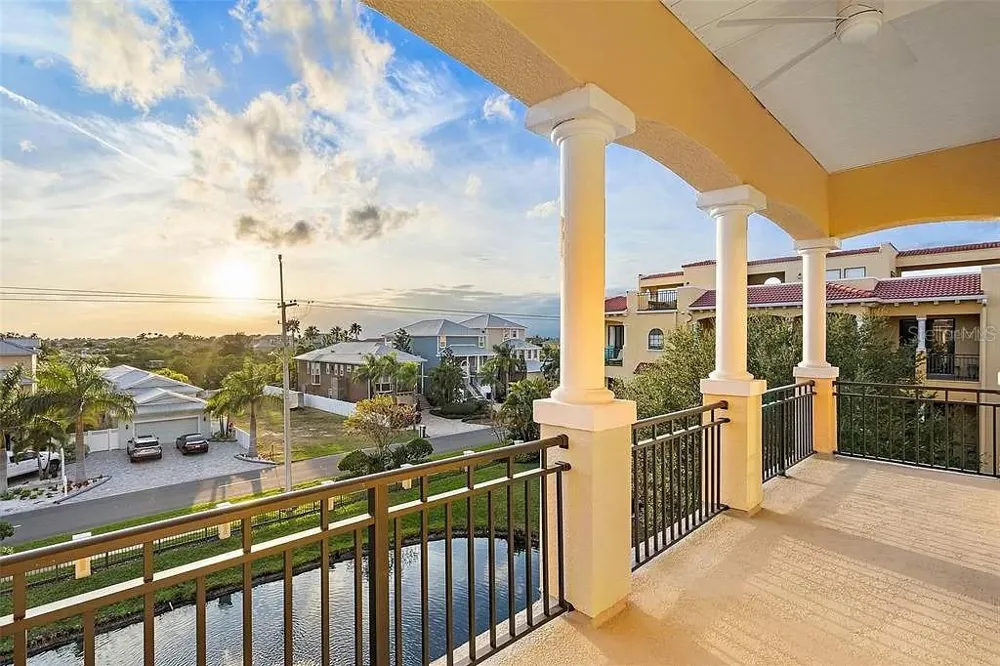 6418 MARGARITA SHORES LANE Apollo Beach, FL 33572