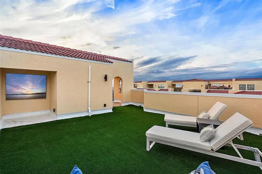 6418 MARGARITA SHORES LANE Apollo Beach, FL 33572