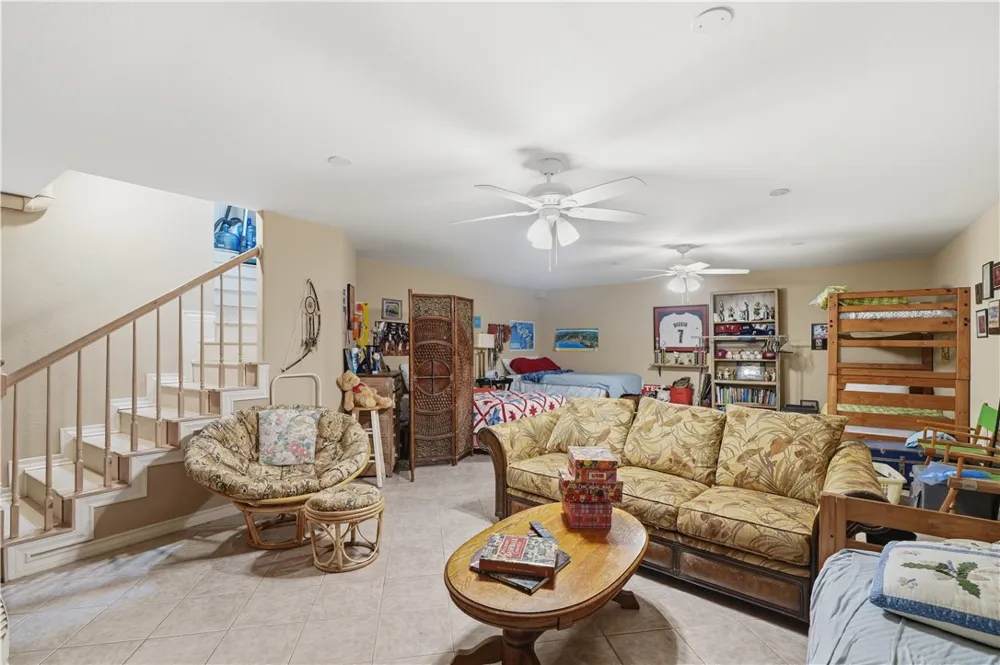3124 County Road 220 Alice, TX 78332