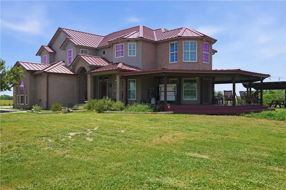 3124 County Road 220 Alice, TX 78332