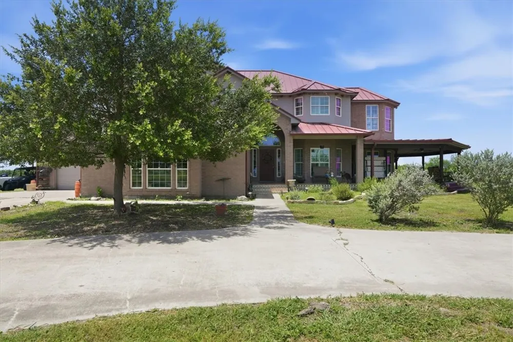 3124 County Road 220 Alice, TX 78332