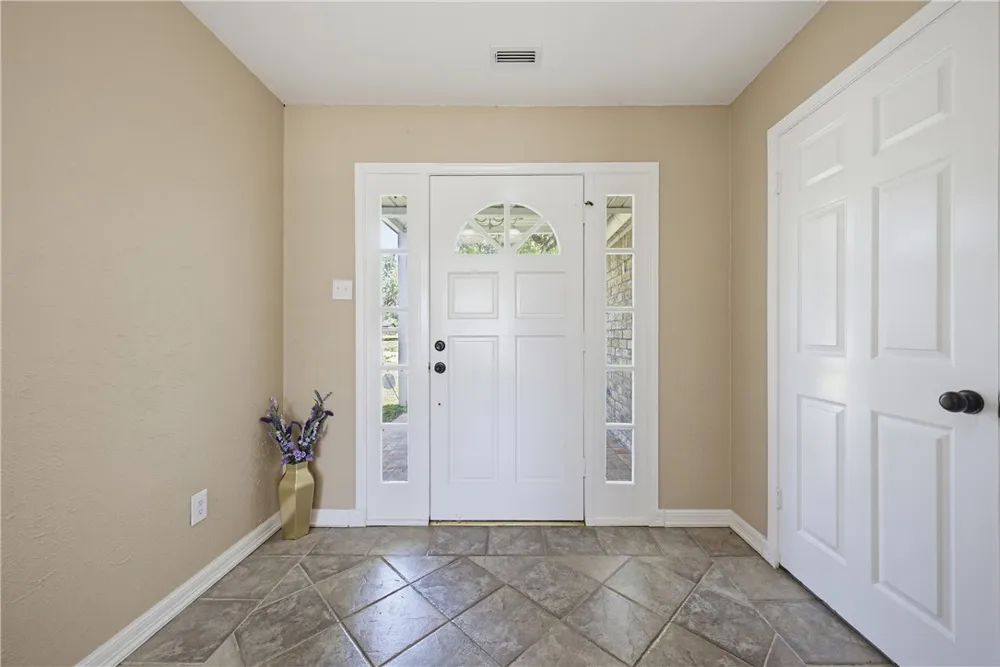 5353 County Road 73 Robstown, TX 78380