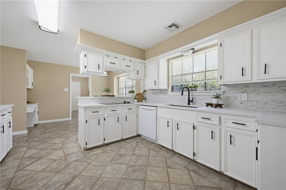 5353 County Road 73 Robstown, TX 78380