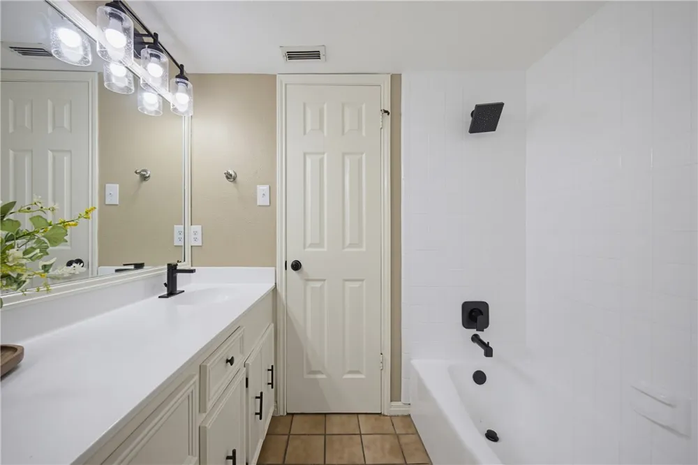 5353 County Road 73 Robstown, TX 78380