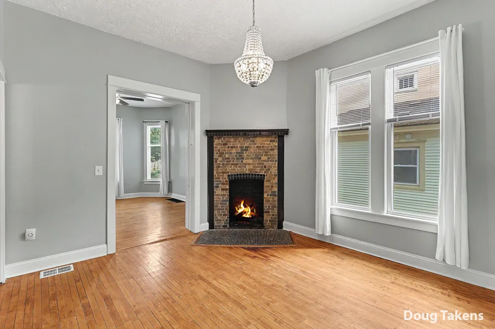 735 Paris Avenue SE Grand Rapids, MI 49503