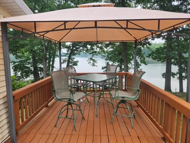6066 Island View Lane Irons, MI 49644