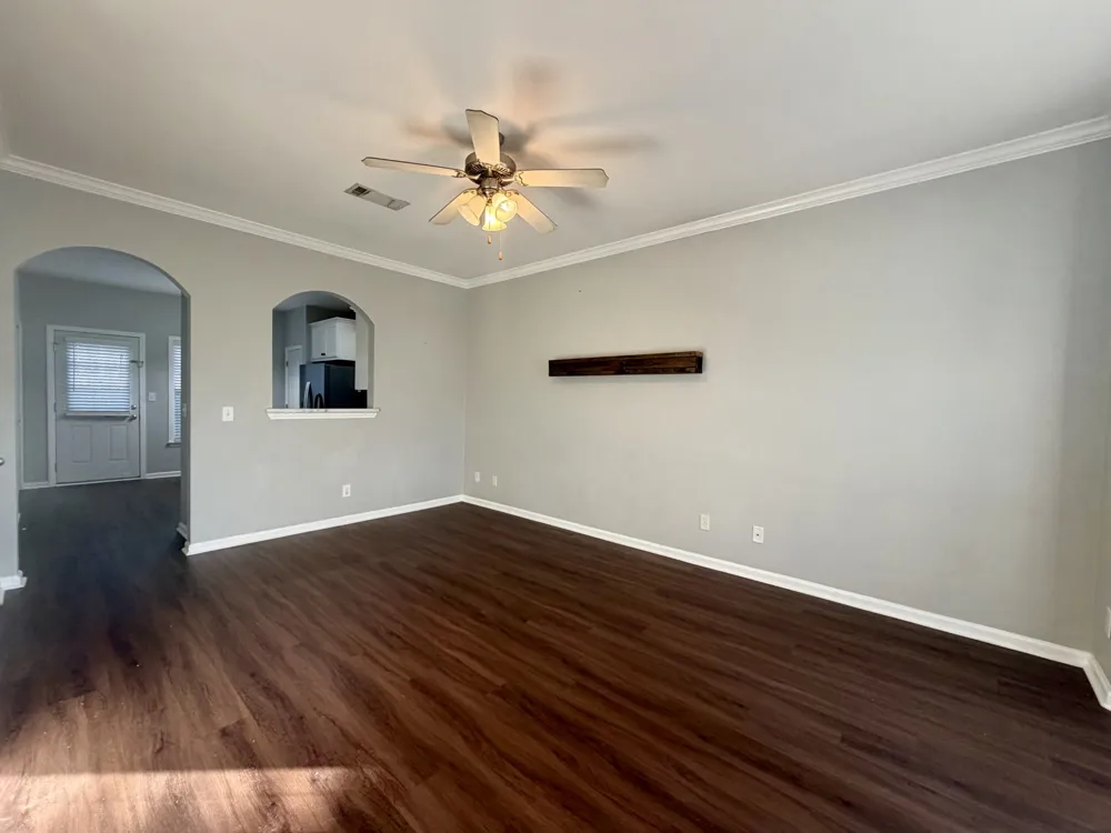 906 Cashmere Dr Thompsons Station, TN 37179