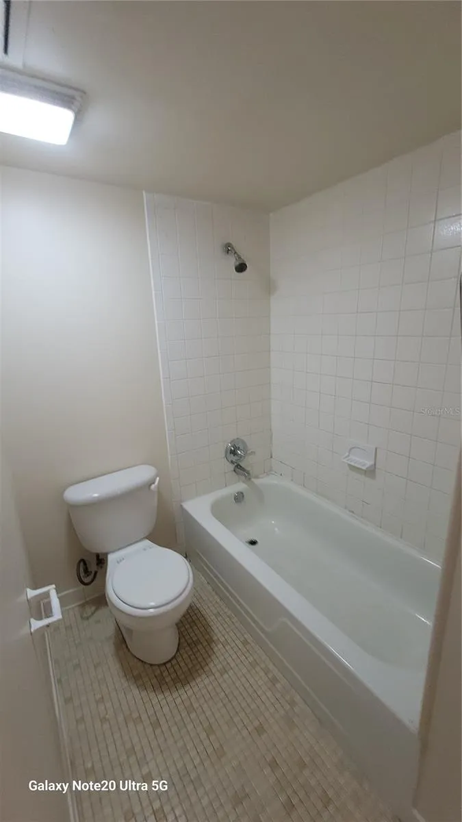 122 KINGS AVENUE #202 Brandon, FL 33510