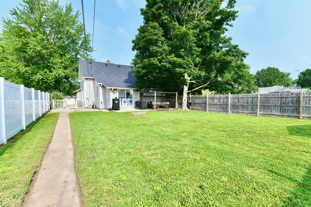 205 10th Street Elwood, IN 46036