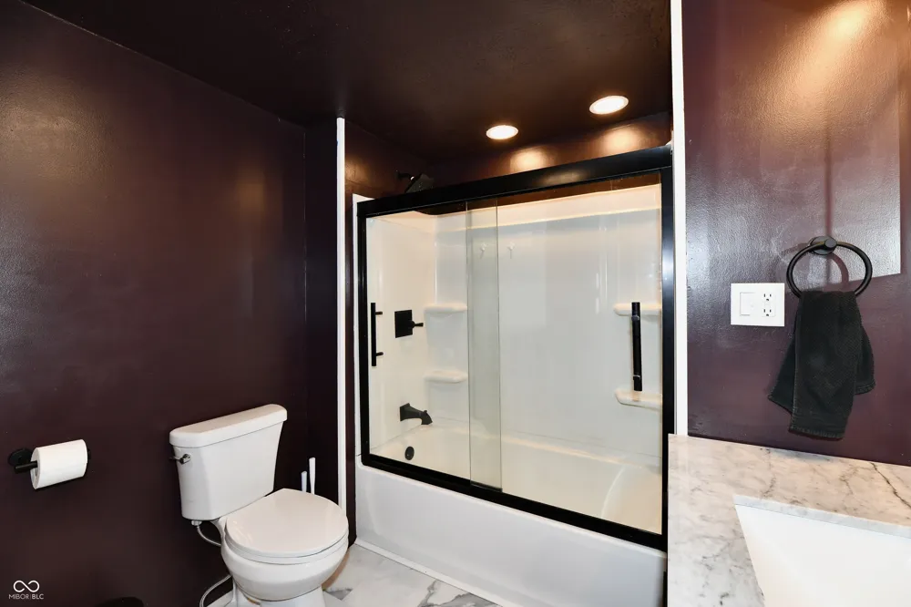 205 10th Street Elwood, IN 46036