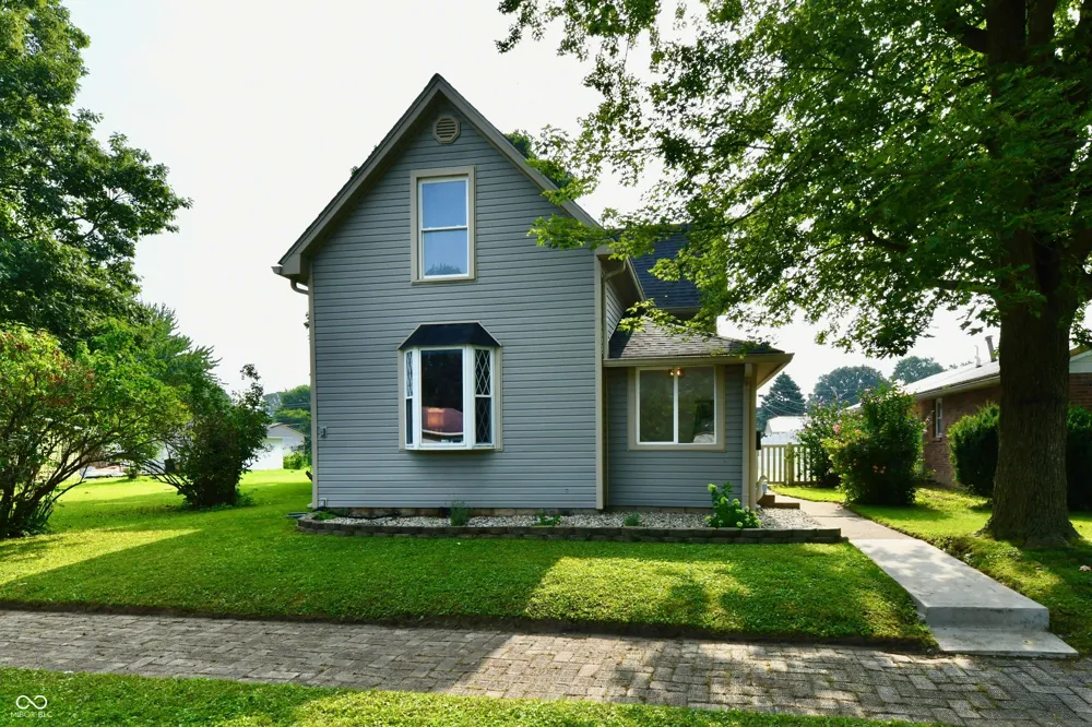 205 10th Street Elwood, IN 46036