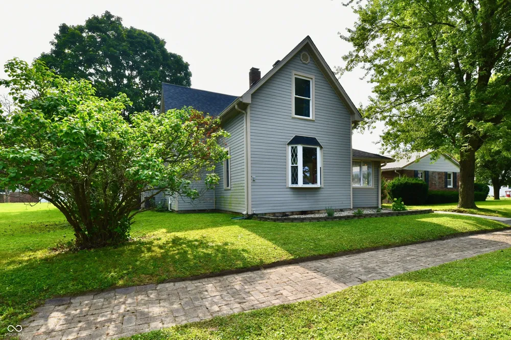 205 10th Street Elwood, IN 46036