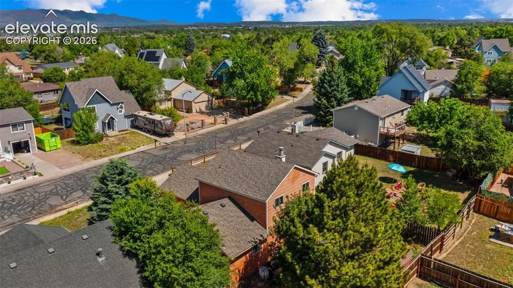 3433 Hunterwood Drive Colorado Springs, CO 80916
