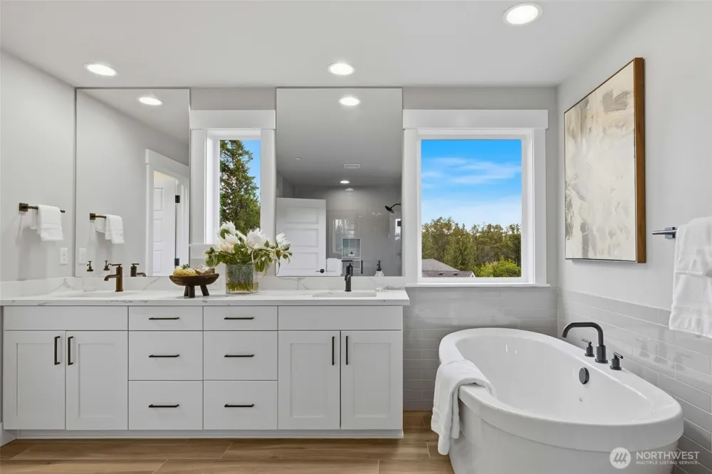 15806 201st Place SE Monroe, WA 98272
