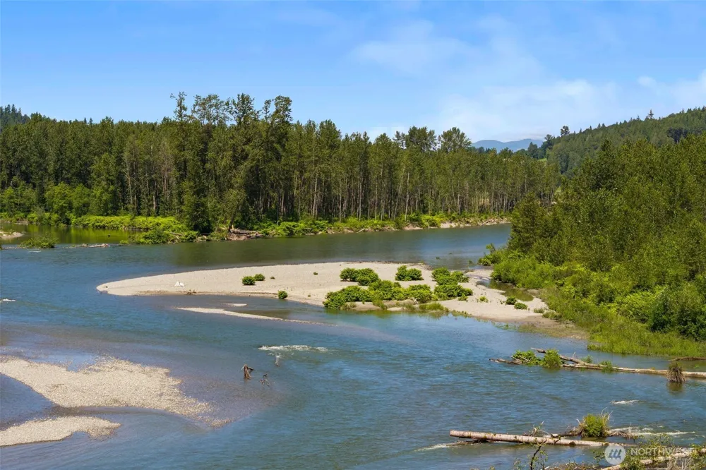 15806 201st Place SE Monroe, WA 98272