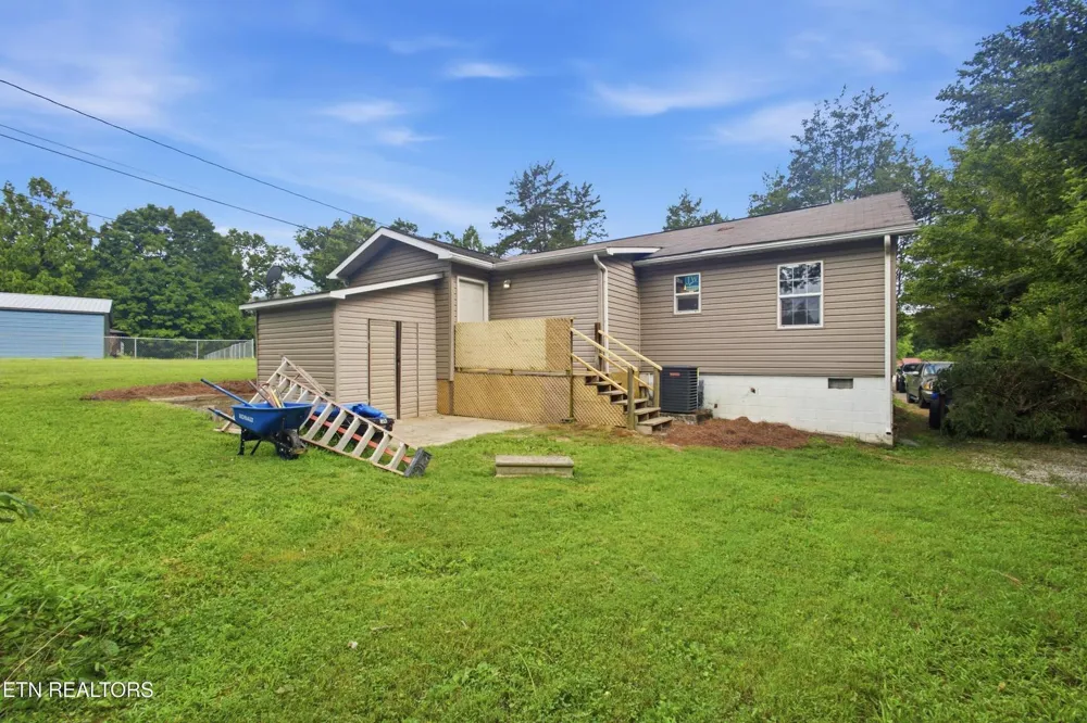 4737 Roane State Highway Rockwood, TN 37854