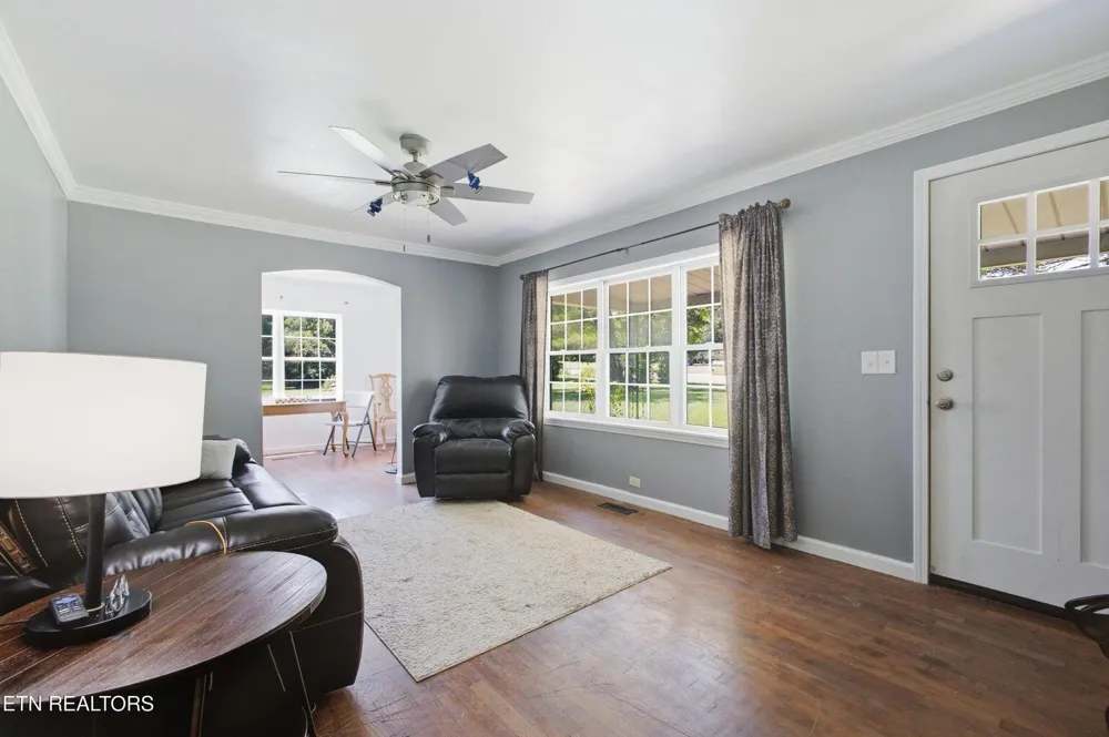 4737 Roane State Highway Rockwood, TN 37854