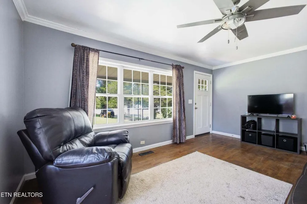 4737 Roane State Highway Rockwood, TN 37854