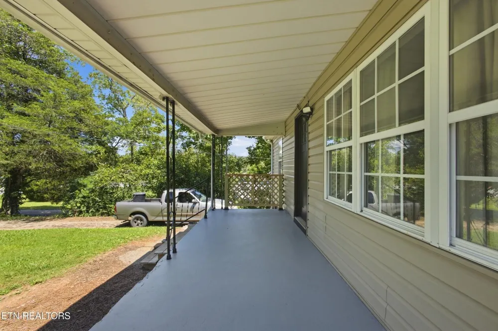 4737 Roane State Highway Rockwood, TN 37854