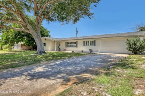 580 Pine Tree Drive