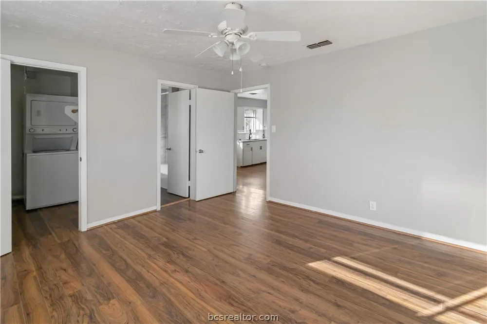 1014 E 23rd Street Bryan, TX 77803