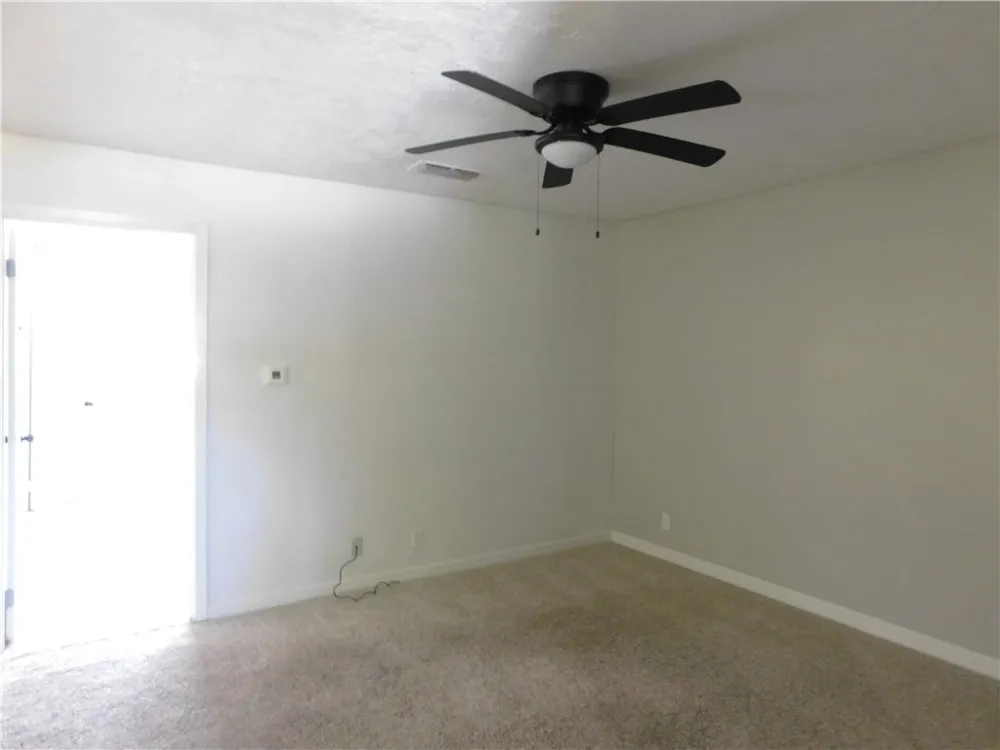 1014 E 23rd Street Bryan, TX 77803