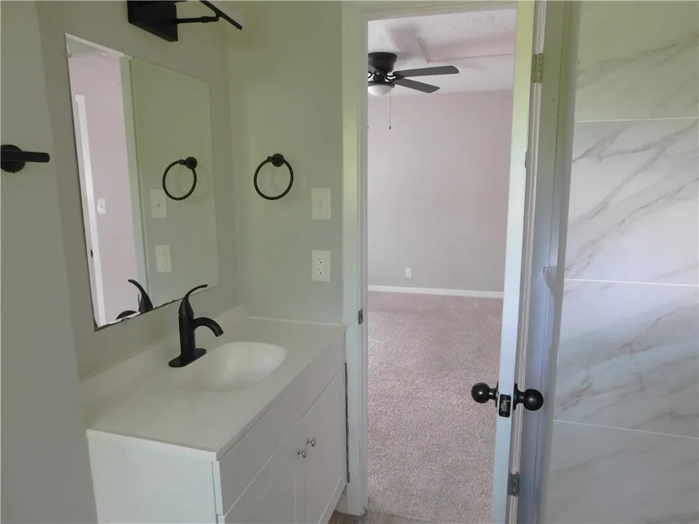 1014 E 23rd Street Bryan, TX 77803