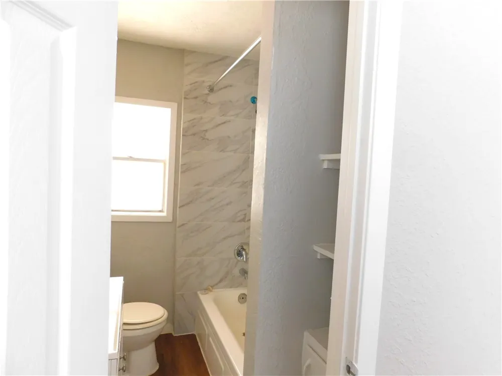 1014 E 23rd Street Bryan, TX 77803