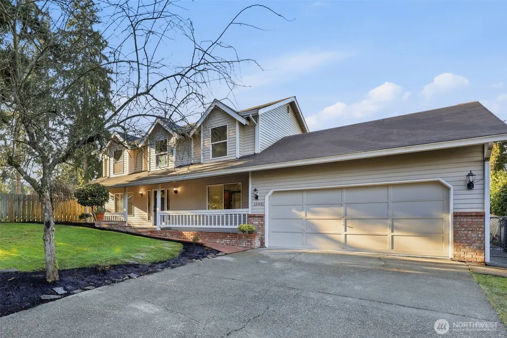 15931 22nd Avenue SW Burien, WA 98166