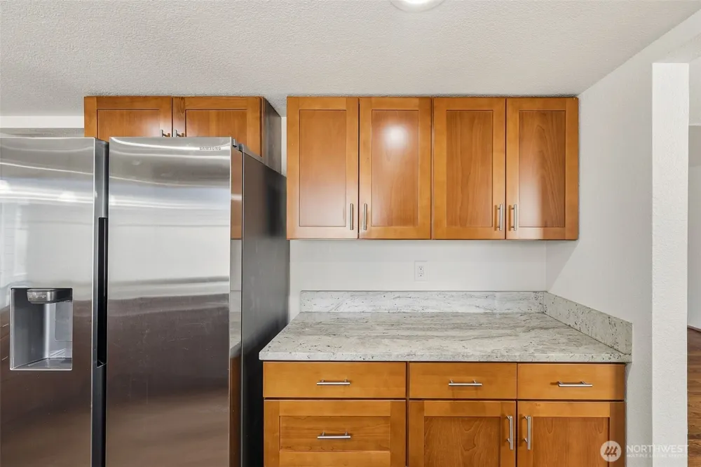 15931 22nd Avenue SW Burien, WA 98166