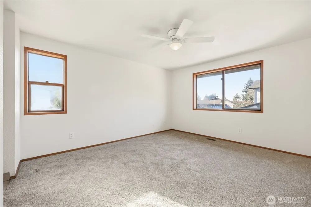 15931 22nd Avenue SW Burien, WA 98166