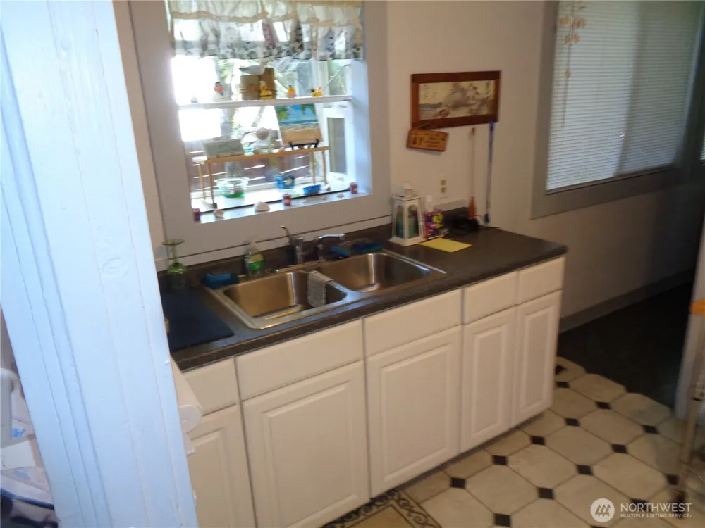 26 Viewcrest Drive Copalis Beach, WA 98535