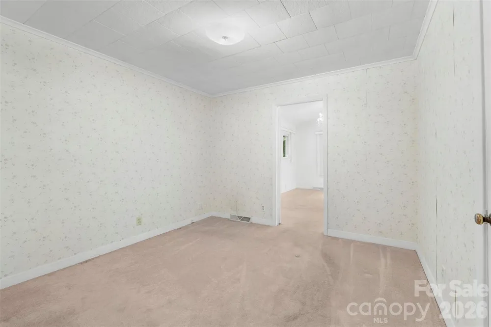 603 Duke Street Thomasville, NC 27360