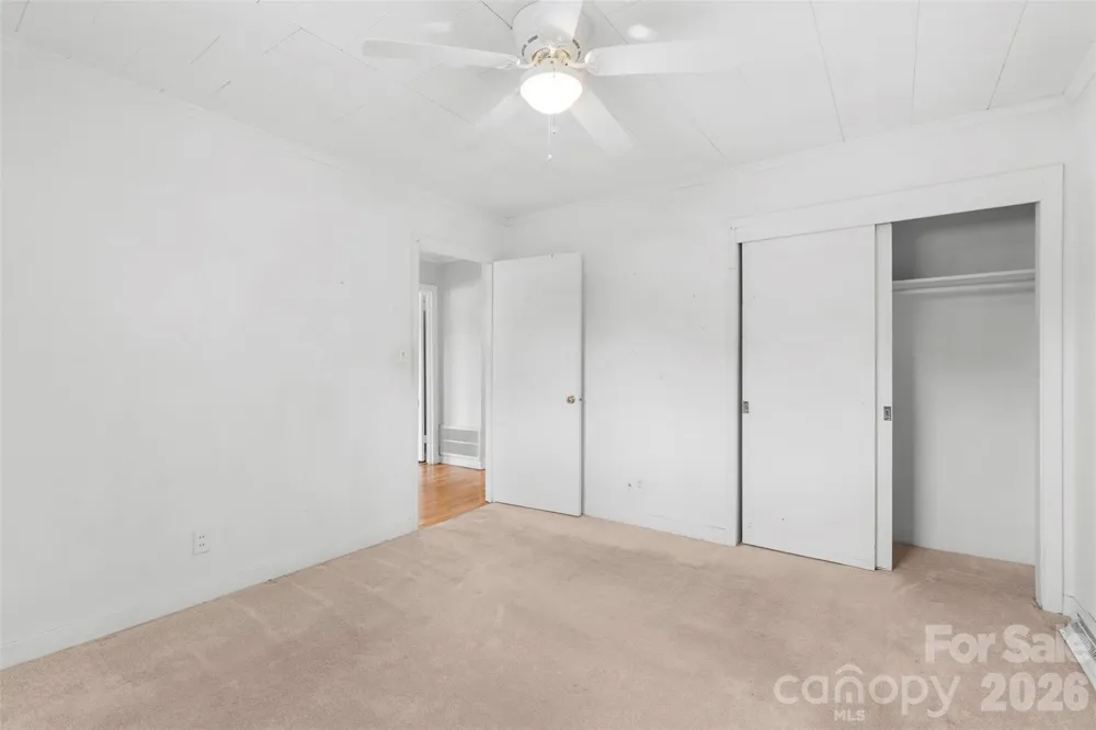 603 Duke Street Thomasville, NC 27360