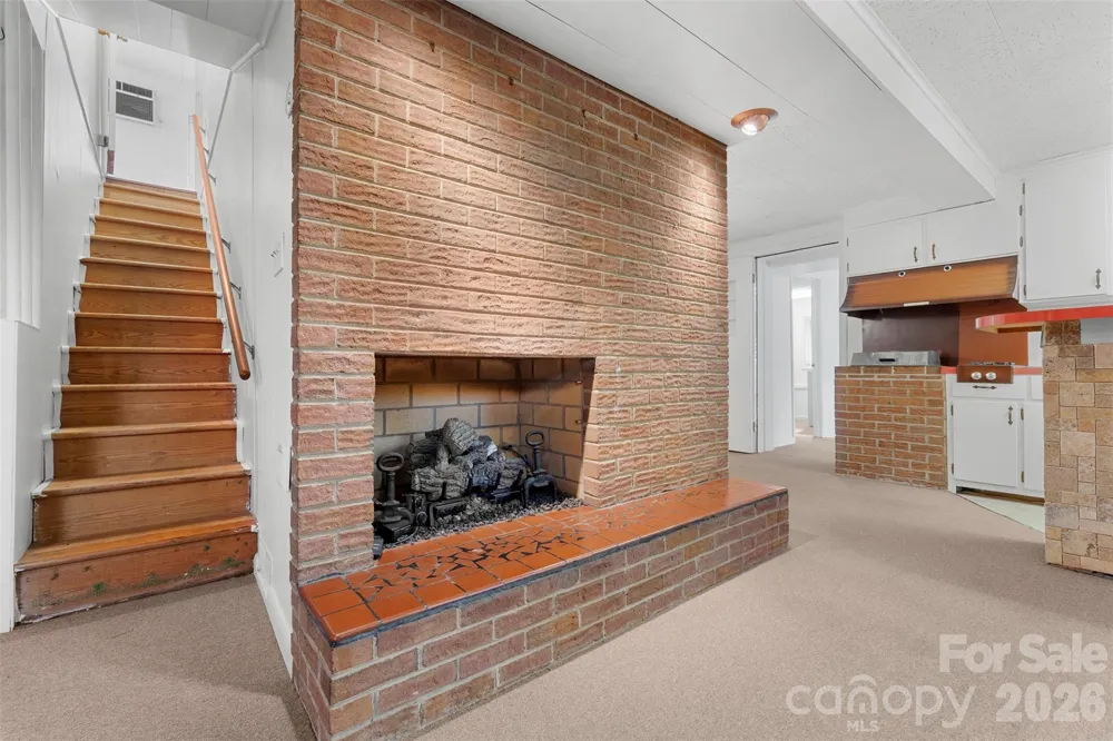 603 Duke Street Thomasville, NC 27360