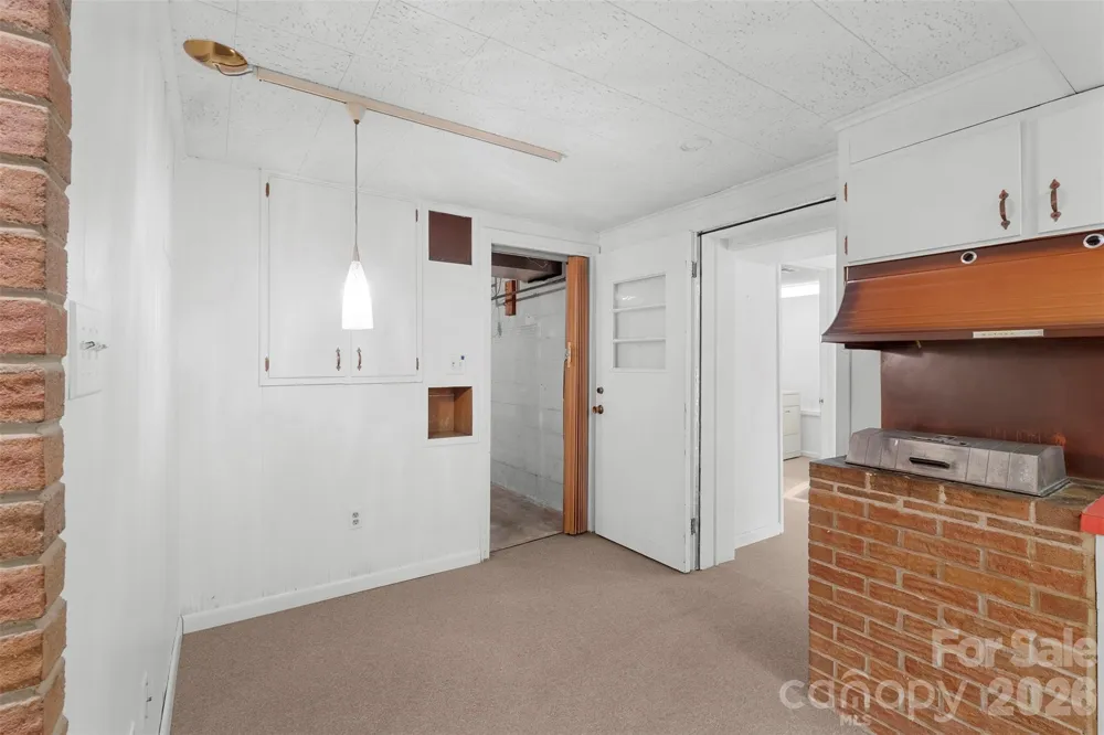 603 Duke Street Thomasville, NC 27360