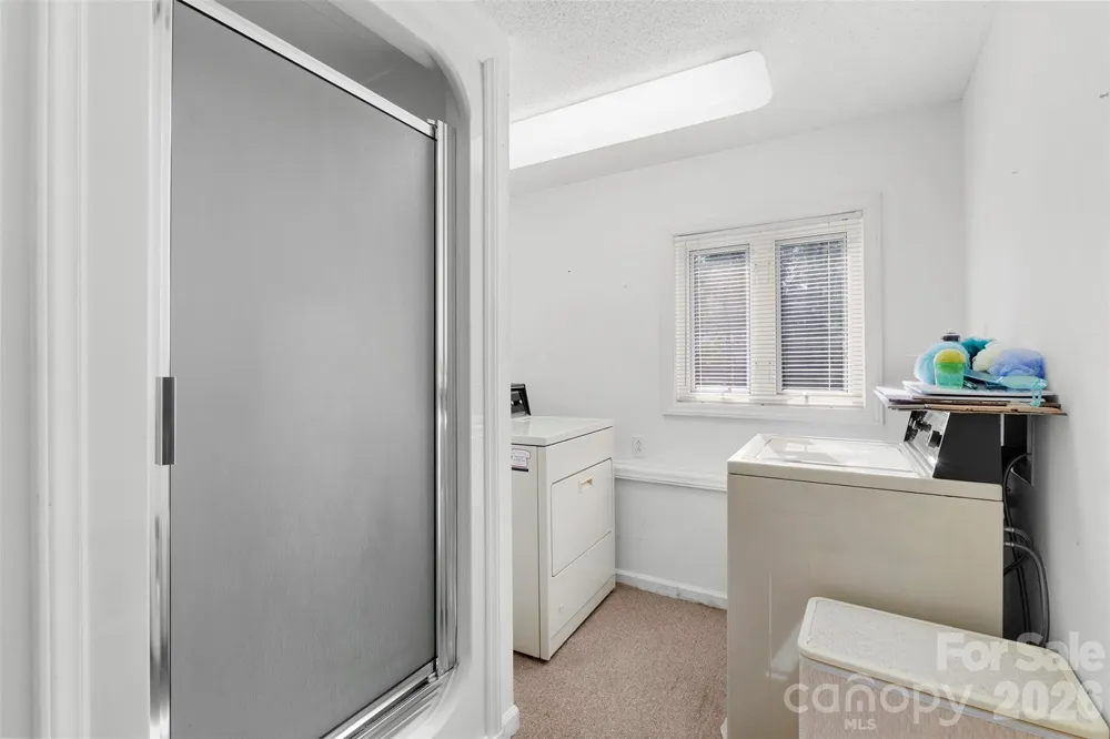 603 Duke Street Thomasville, NC 27360