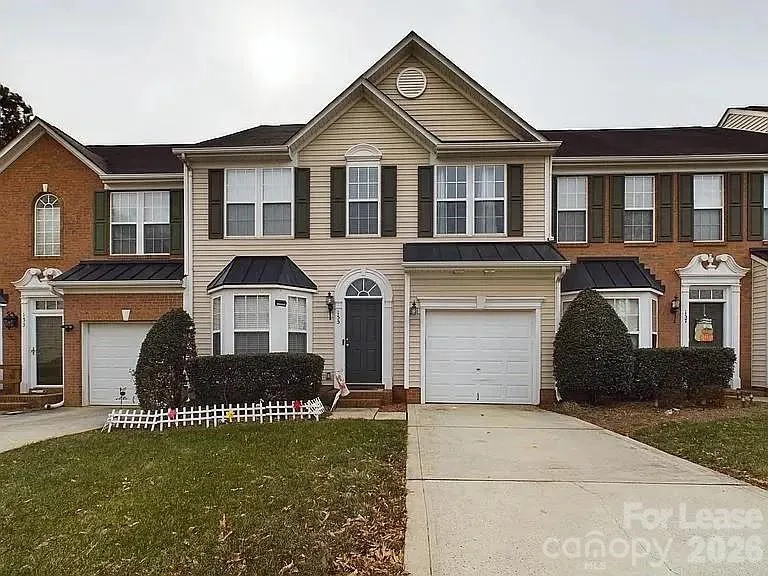 155 Kallie Loop Mooresville, NC 28117