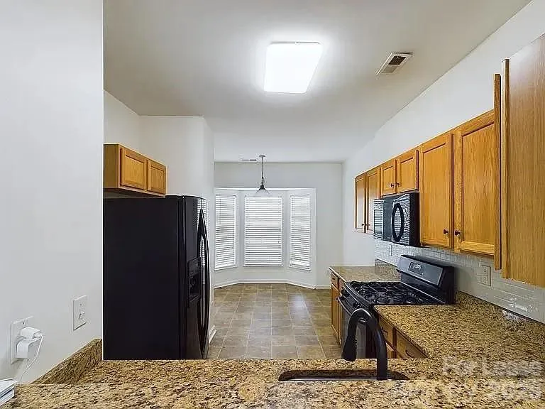 155 Kallie Loop Mooresville, NC 28117