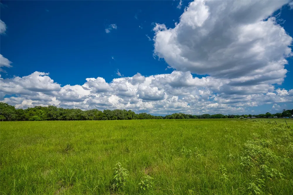 County Road 146 Hallettsville, TX 77964