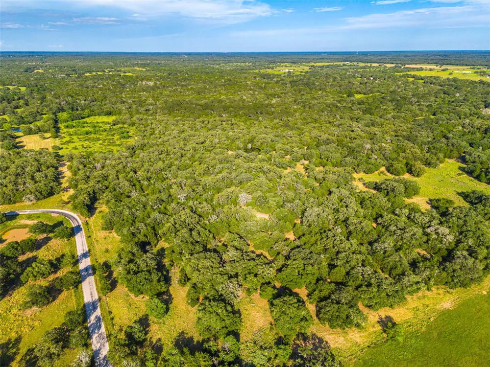 County Road 146 Hallettsville, TX 77964