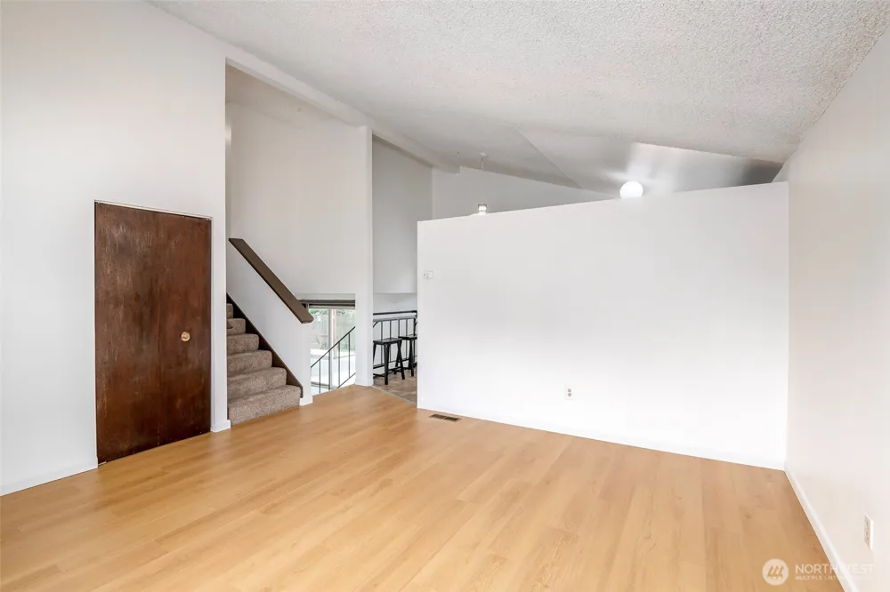 30031 45th Place S Auburn, WA 98001
