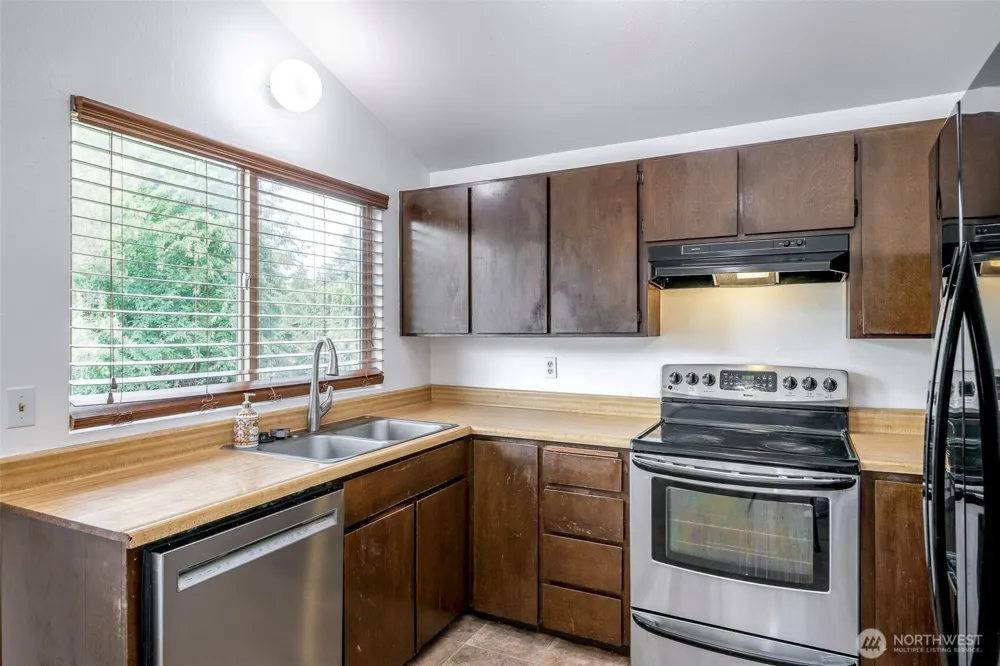 30031 45th Place S Auburn, WA 98001